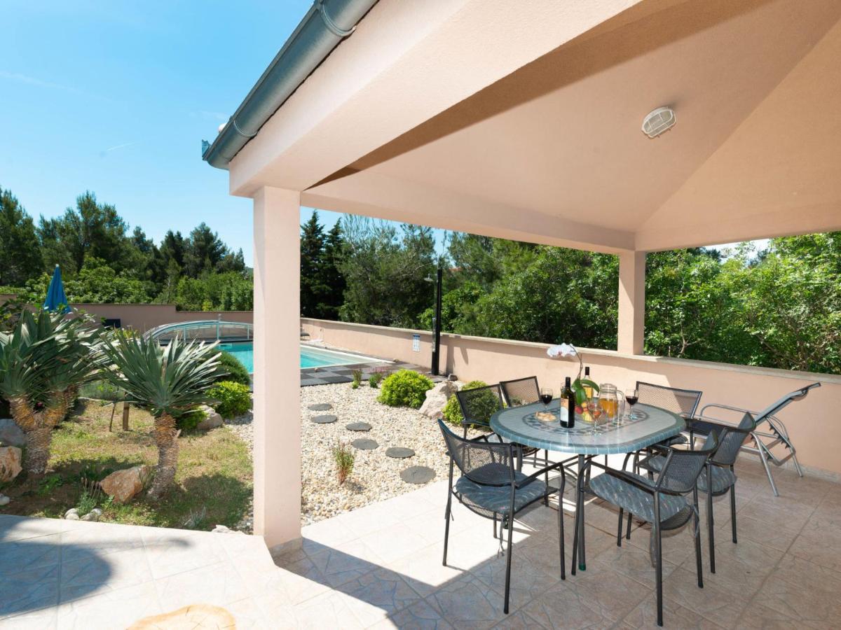 Apartment Matas - SRD316 Rovanjska Bagian luar foto